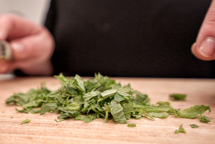 Kefir Bulgur Salad - Orient meets Kefir and Mint - The cutting of Mint