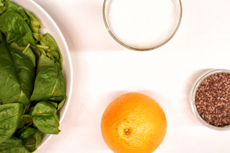 Kefir-Spinach-Drink with chia seeds – the great power of small seeds