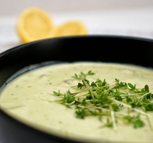 Kefir Avocado Suppe