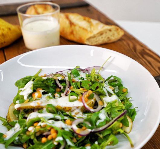 Rucola Salat mit Kefir und Linsen - ein toller Salat zum Grillen