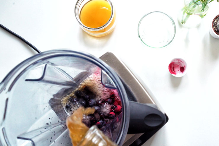 Blueberry kombucha with acai berry - exotic, tasty and full of power - the mix