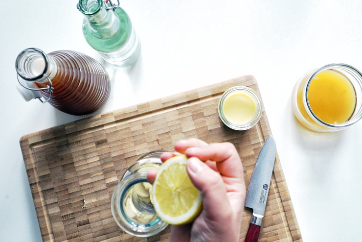 Ginger kombucha drink - Kombucha with ginger and lemon - The spicy friend on ice - the lemon