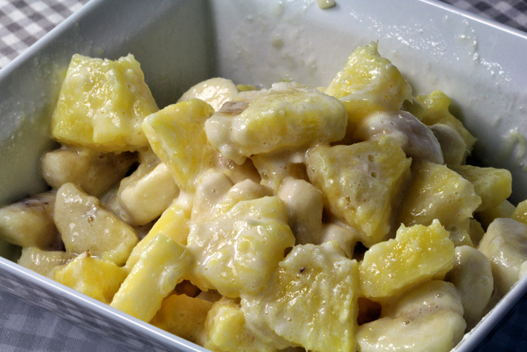 Kefir banana pineapple dessert - a selfmade dream with milk kefir - the mix