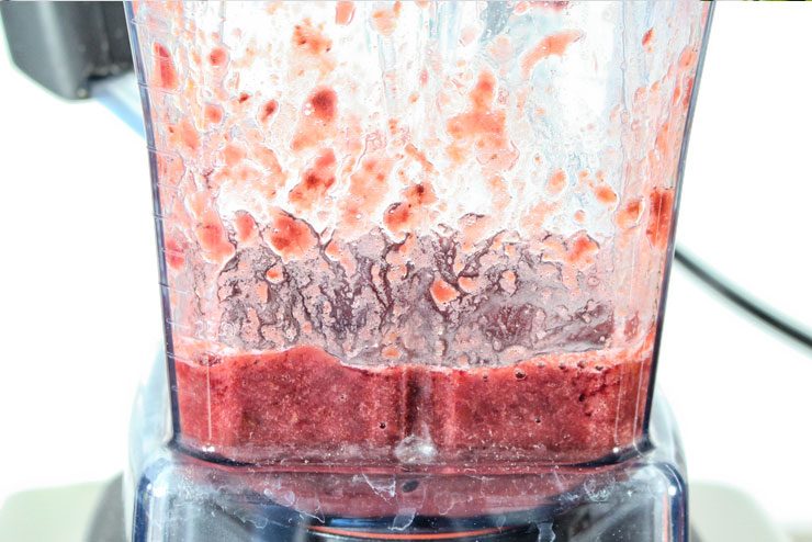 Kefir Cherry Banana Juice - a tasty popular drink with fresh Bananas and Cherries combined with sparkling Water Kefir - mixed cherries