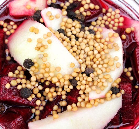 Fermentierte rote Beete mit Apfel– einfache Anleitung zum selber fermentieren- fermentiert